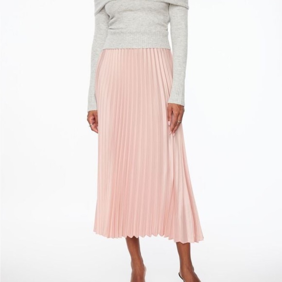 DYNAMITE Purple Pleated Long Skirt - Picture 3 of 3